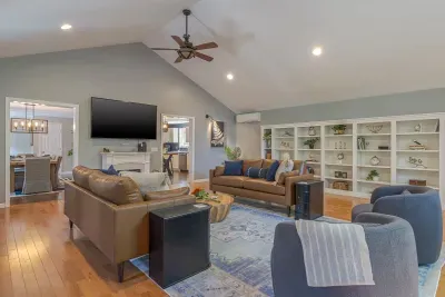 Lux 4BR Retreat, 16mi to Acadia w/ Game Room - image 45 of 58