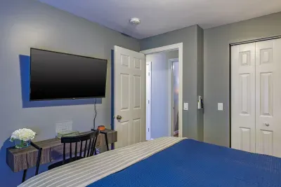Lux 4BR Retreat, 16mi to Acadia w/ Game Room - image 47 of 58
