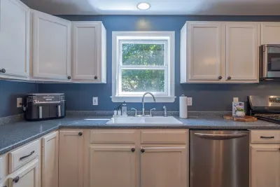 Lux 4BR Retreat, 16mi to Acadia w/ Game Room - image 43 of 58