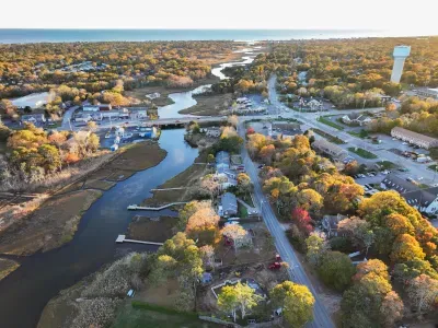 Kayak down the swan river.   It leads directly to the Ocean.  