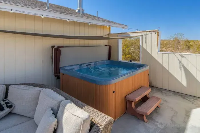 Outdoor Patio with Hot Tub