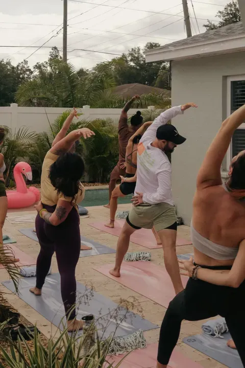 devon-groupyoga
