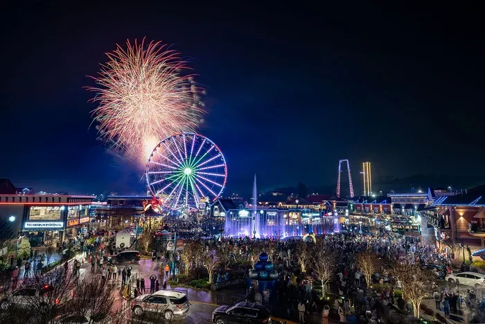 Walk to vibrant entertainment—Ferris wheel, fountains & fireworks