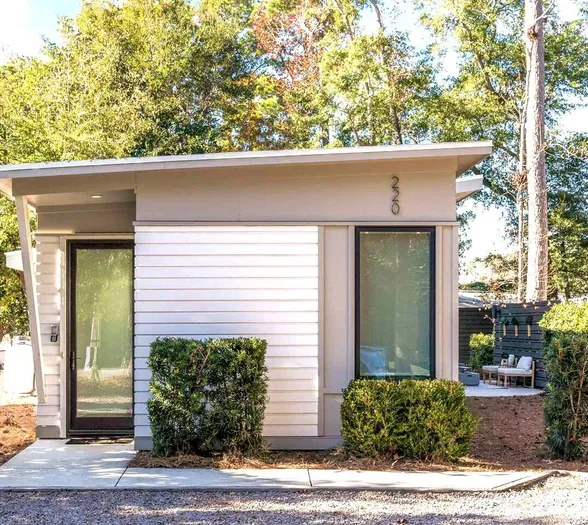LongBoard House~220 Victory Gardens Dr - image 3 of 46