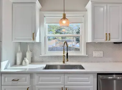 The Greenbriar~808 Greenbriar Rd
