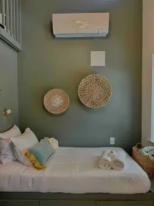 Island Peach -4201 Peachtree Ave - image 25 of 54