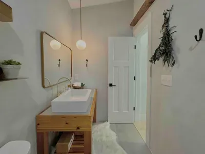 Island Peach -4201 Peachtree Ave - image 37 of 54