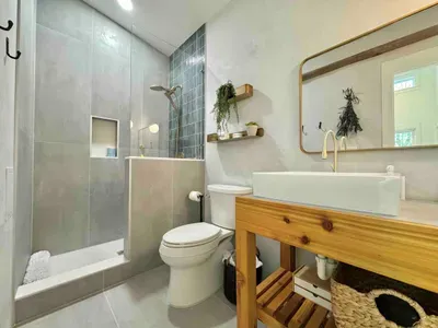 Island Peach -4201 Peachtree Ave - image 31 of 54