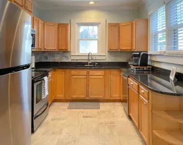 Blue Bungalow-2011 Metts Ave - image 23 of 48