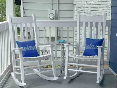 Share a glass of tea and a good conversation in our Carolina rockers