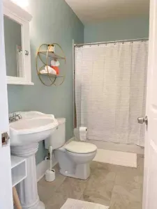 Blue Bungalow-2011 Metts Ave - image 30 of 48
