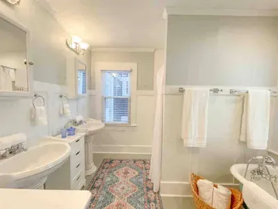 Master suite