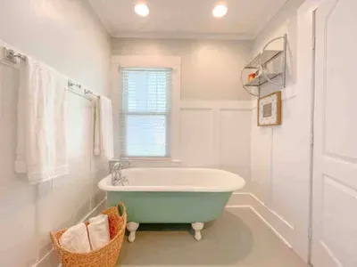 Blue Bungalow-2011 Metts Ave - image 41 of 48