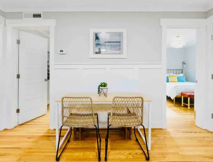 Dining area with Bench seating
