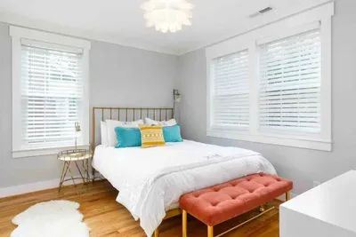 Modern Peach B-4201 Peachtree Ave - image 24 of 34