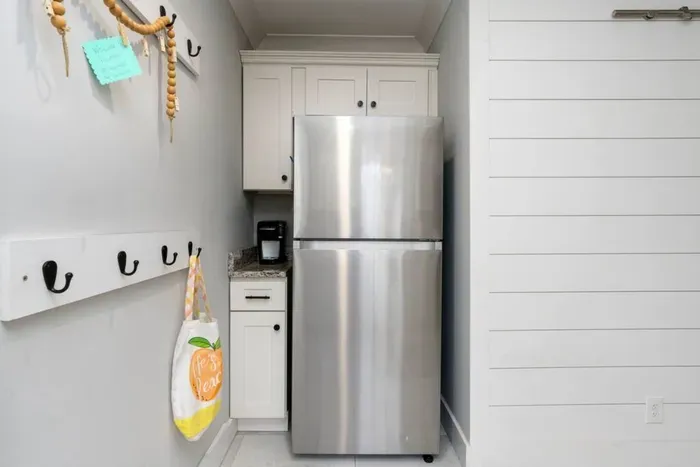 Modern Peach B-4201 Peachtree Ave - image 7 of 34