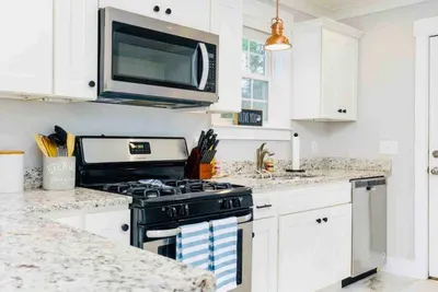 Modern Peach B-4201 Peachtree Ave