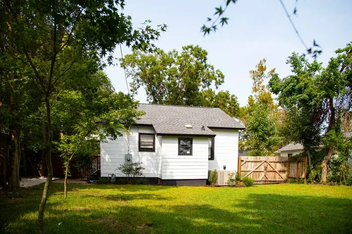 Hill Street Bungalow-1209 Hill St - image 22 of 24