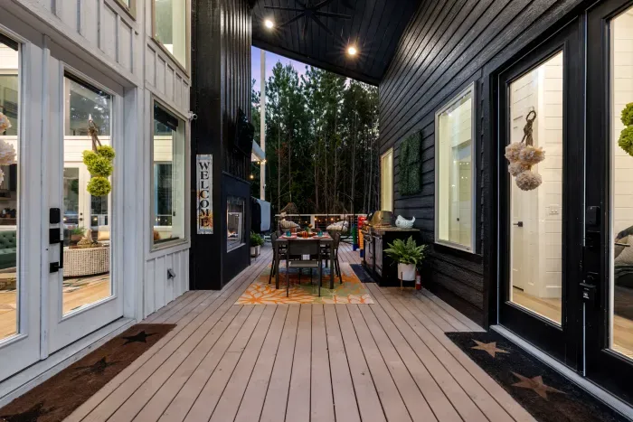 Main house (white) bunk house (black)