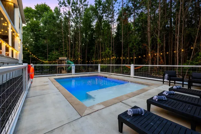 Heated pool (fee applies)