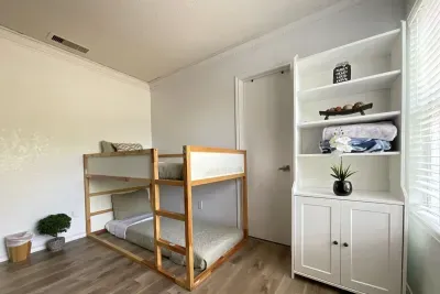 Twin Bunkbed