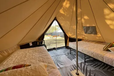 Glampstead Retreat | Large Group San Antonio Getaway