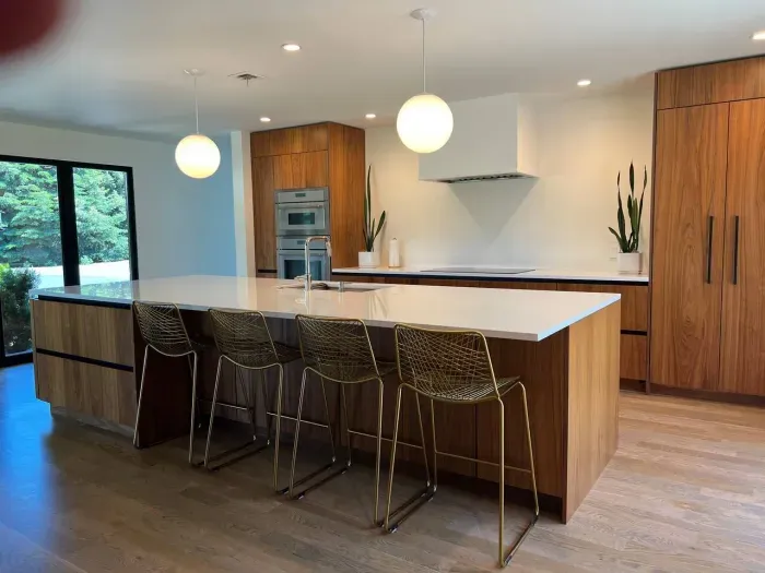 Pullman House - image 7 of 26
