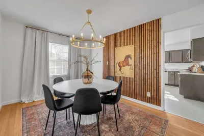 The Mane Stay | 3 BR | Walk to Dining | Close to UK - image 18 of 49