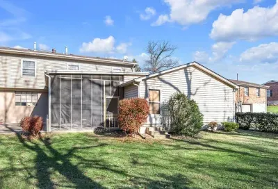 The Mane Stay | 3 BR | Walk to Dining | Close to UK - image 21 of 49