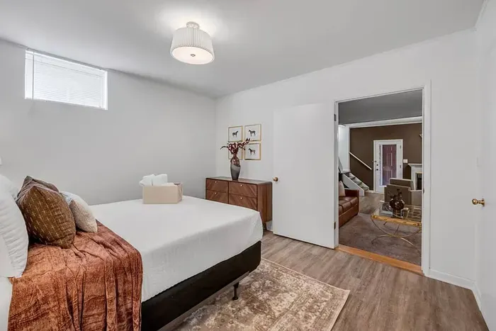 The Mane Stay | 3 BR | Walk to Dining | Close to UK - image 34 of 49