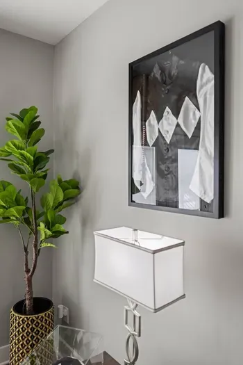 Immerse yourself in the true feel of the racing world with the authentic decor throughout the property.