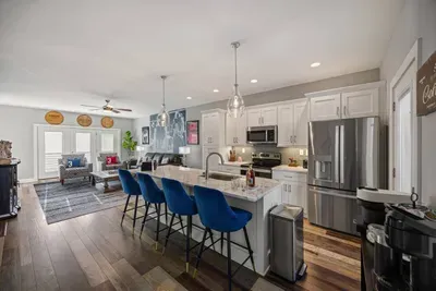 Winner's Circle | 2BR | Patio-Garage | Walk to Rupp - image 10 of 54