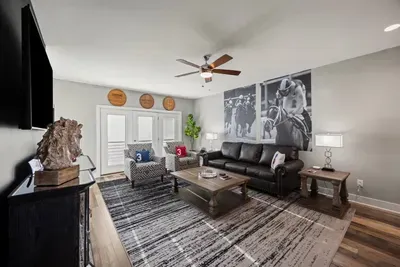 Winner's Circle | 2BR | Patio-Garage | Walk to Rupp - image 54 of 54