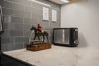 Winner's Circle | 2BR | Patio-Garage | Walk to Rupp - image 34 of 54