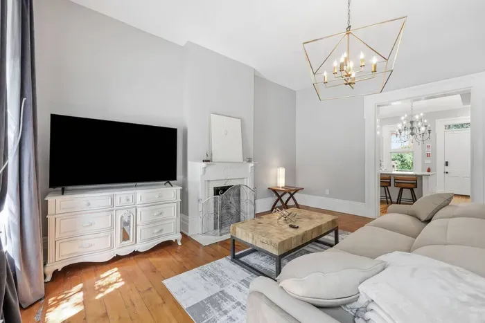 Paddock on Lime | 2BR | Downtown | EV - image 36 of 80