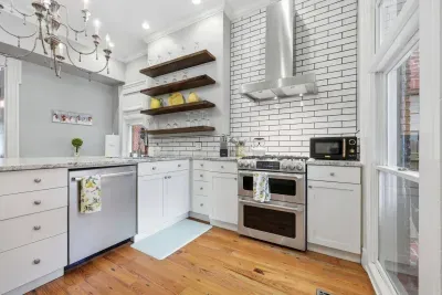 Paddock on Lime | 2BR | Downtown | EV - image 11 of 80