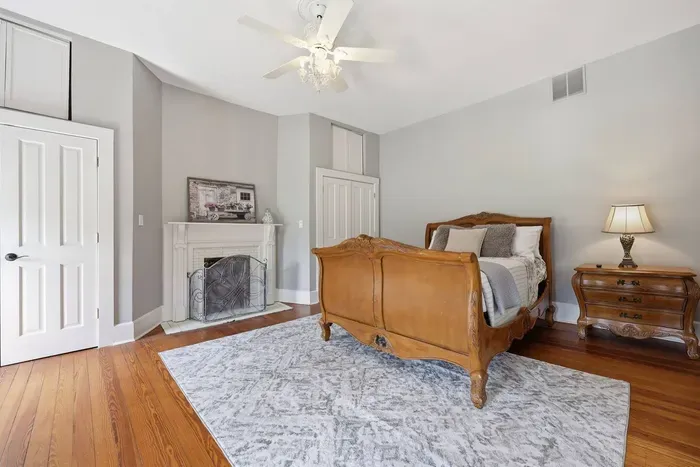 Paddock on Lime | 2BR | Downtown | EV - image 54 of 80