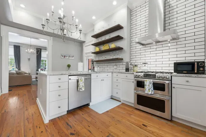 Paddock on Lime | 2BR | Downtown | EV - image 6 of 80
