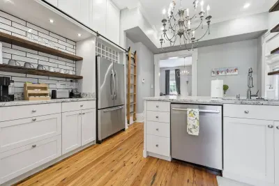 Paddock on Lime | 2BR | Downtown | EV - image 13 of 80