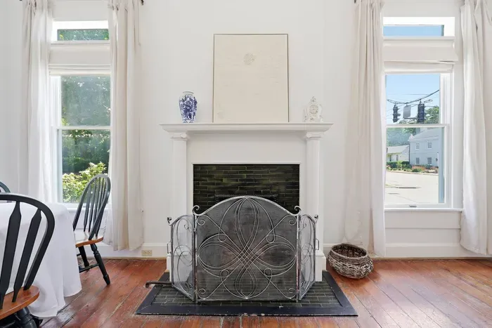 Homestretch on Lime | 2BR | Downtown | EV Charger - image 38 of 74
