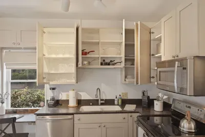 Homestretch on Lime | 2BR | Downtown | EV Charger - image 25 of 74