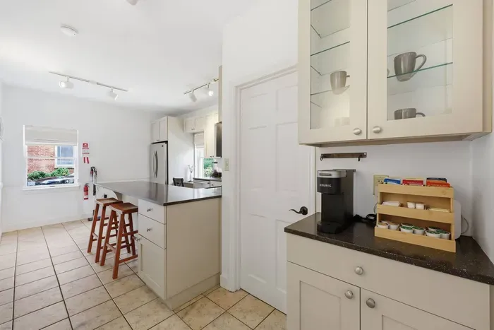 Homestretch on Lime | 2BR | Downtown | EV Charger - image 21 of 74