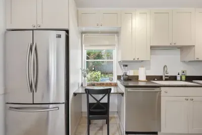Homestretch on Lime | 2BR | Downtown | EV Charger - image 18 of 74