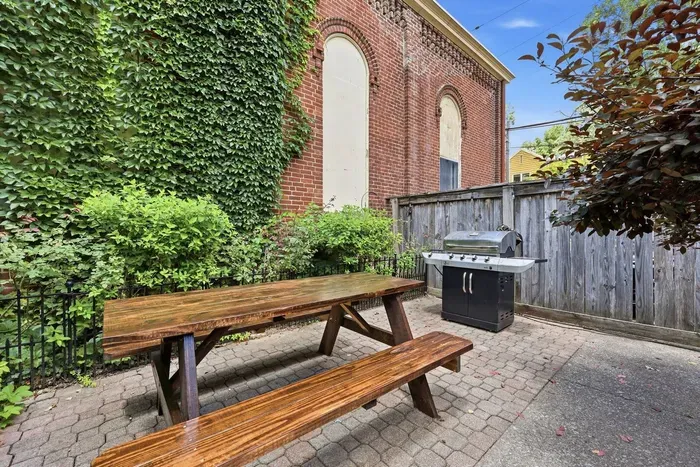Homestretch on Lime | 2BR | Downtown | EV Charger - image 73 of 74