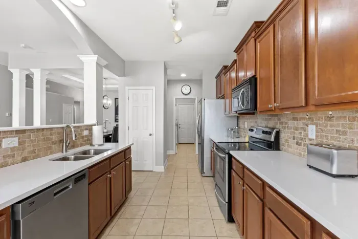 Equine Escape, 3-Bedroom Ranch - image 8 of 26