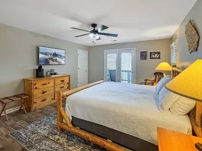 Thoughtfully set up for lingering mornings and relaxed evenings, with space to unpack, unwind, and enjoy a cup of coffee.