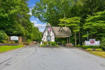 Entering Innsbruck feels like a change of pace, with winding roads, mountain views, and a relaxed atmosphere.
