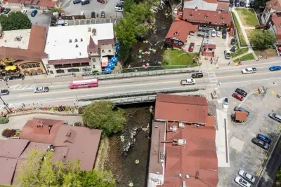 Just minutes from the cabin, downtown Helen awaits. Enjoy a scenic drive to this Bavarian-style village packed with restaurants, shops, and entertainment.