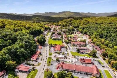 Close enough to explore Helen’s charm — far enough to escape the crowds