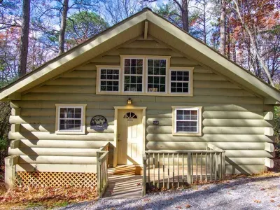 Welcome to Deer Ridge Cabin – your private mountain retreat near Helen, GA.